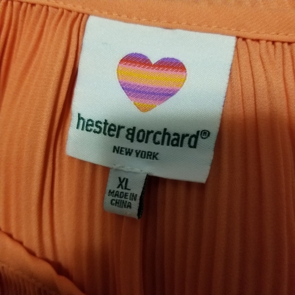 Hester & Orchard New York Pleated Top Size XL - Picture 4 of 6